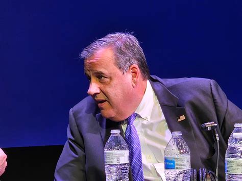 Christie to fellow candidates: Target Trump, not each other